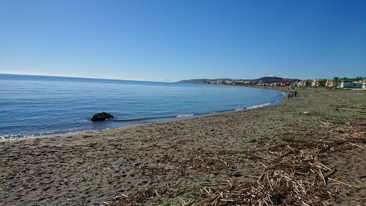 Estrella De La Bahia Casares